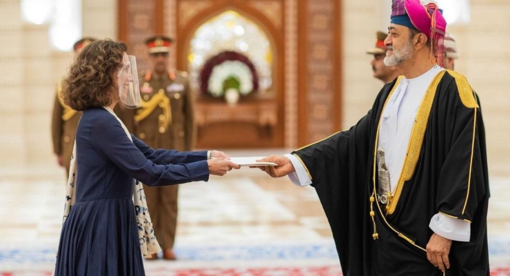 Embajadora de Colombia en Egipto presentó sus cartas credenciales como Embajadora ante el Sultán de Omán  